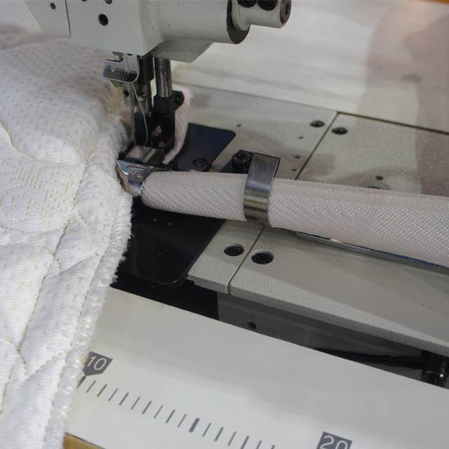 FR300 床墊包邊縫紉機
